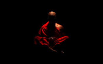 monk-meditation